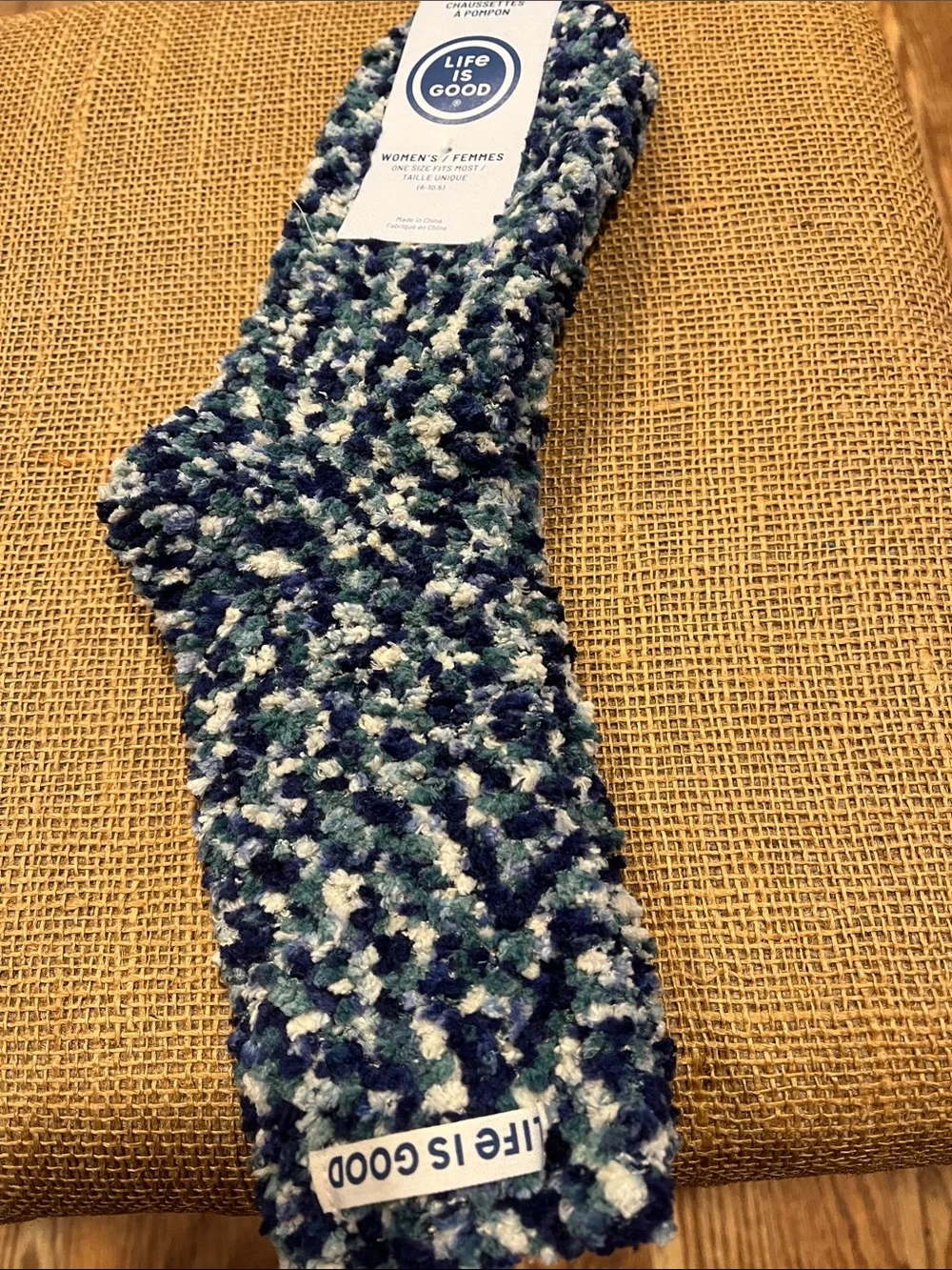 Life is Good Women’s Cozy Multi-Blue  Socks